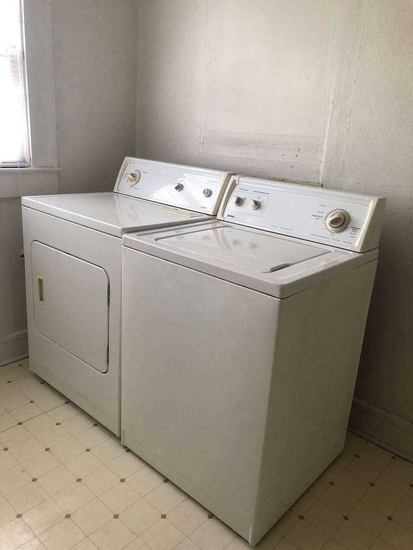Apartment for rent at 106 N Houston St #6, Athens, AL 35611