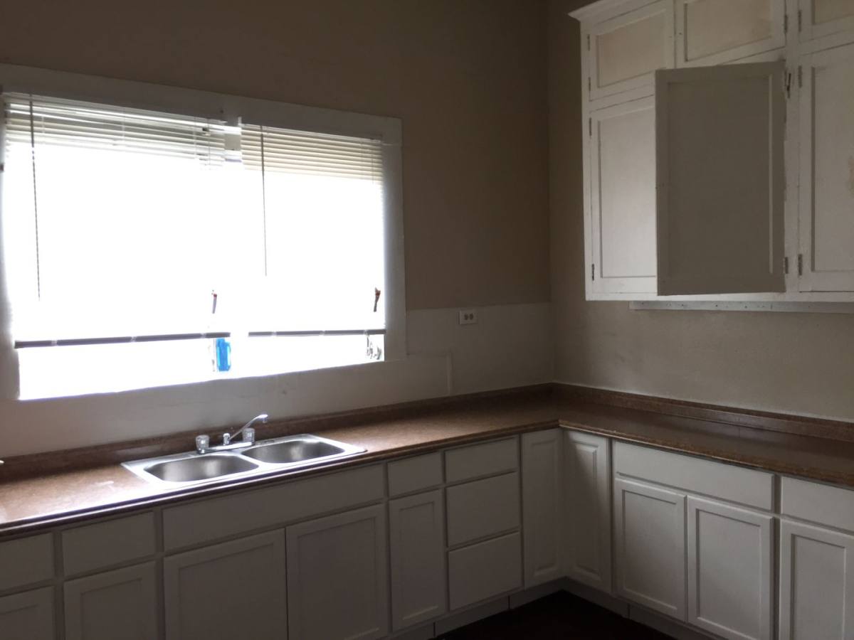 House for rent at 1018 Olive St, San Antonio, TX 78202