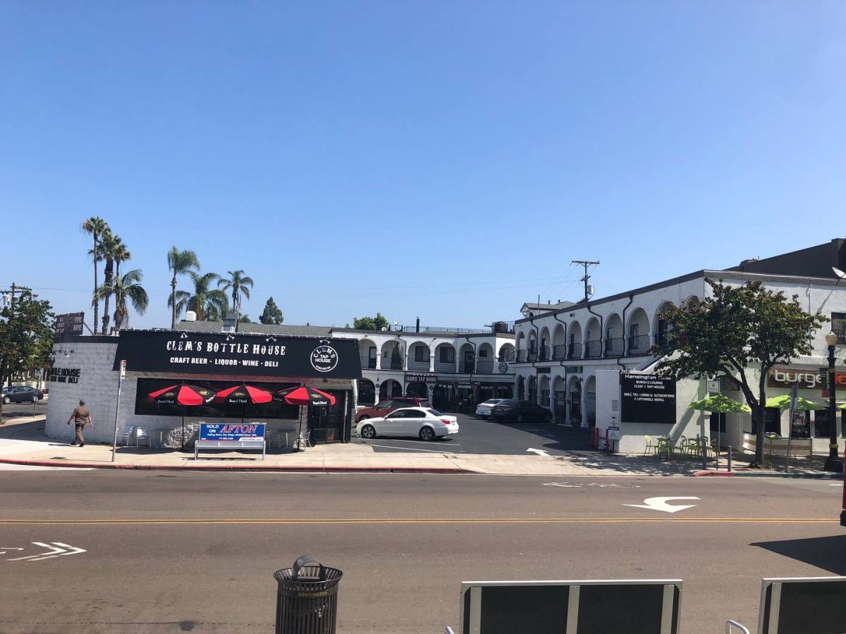 Apartment for rent at 4118 Adams Ave #8, San Diego, CA 92116
