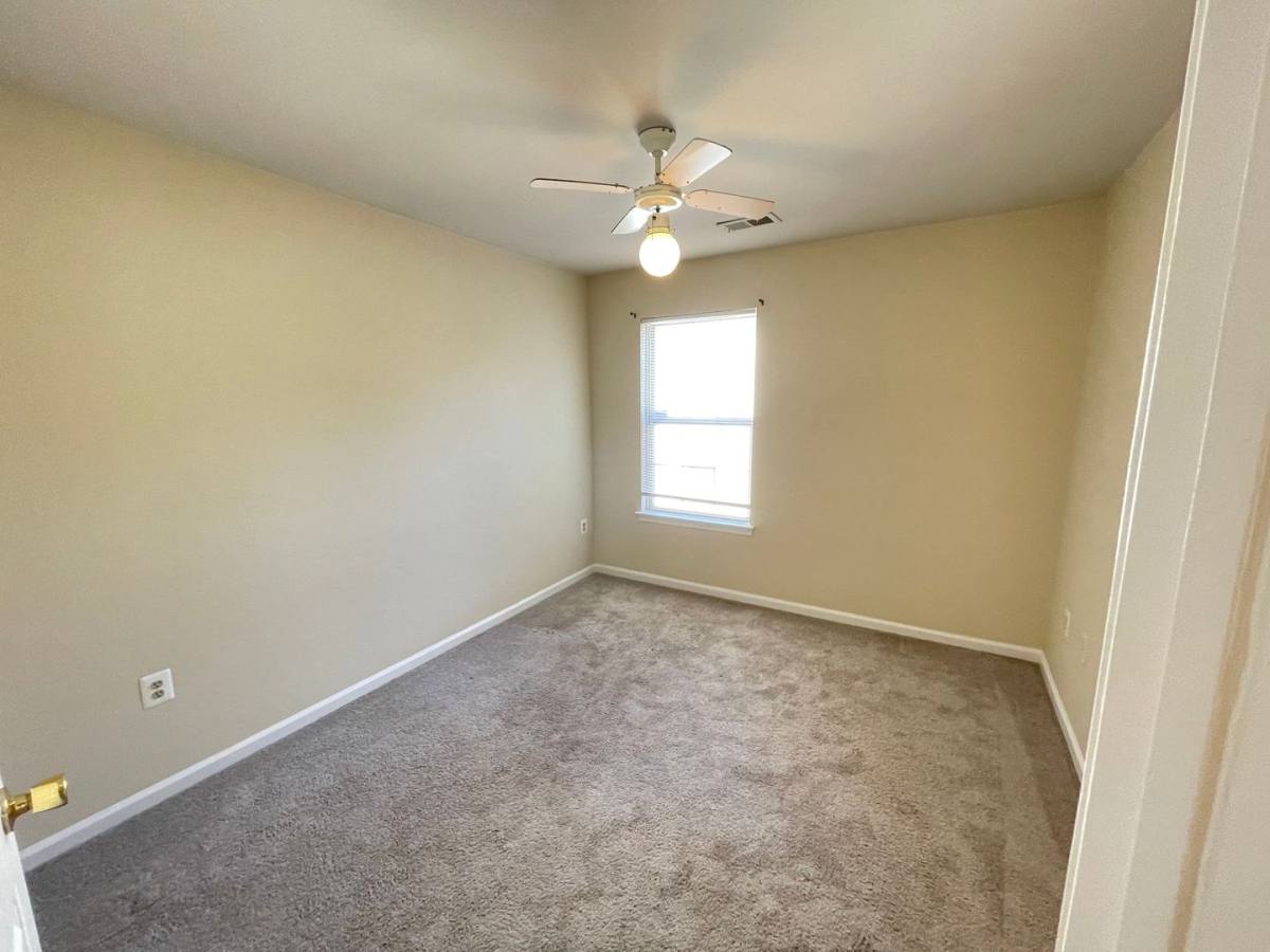 House for rent at 15518 Toddsbury Lane, Manassas, VA 20112