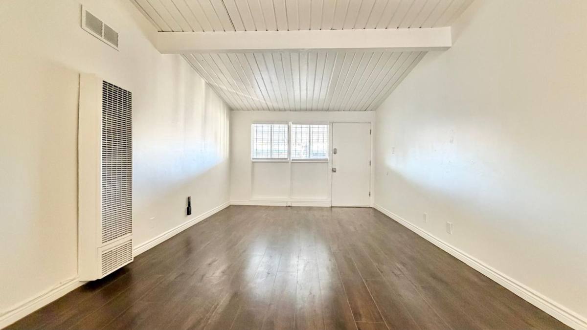 Apartment for rent at 4115 Palmwood Dr, Los Angeles, CA 90008