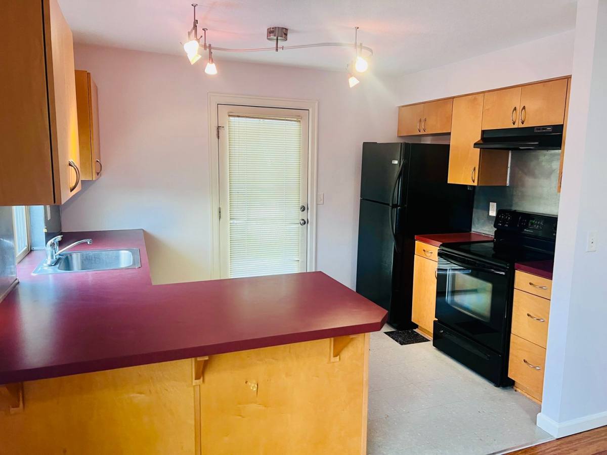 Apartment for rent at 8040 N Ivanhoe St, Portland, OR 97203