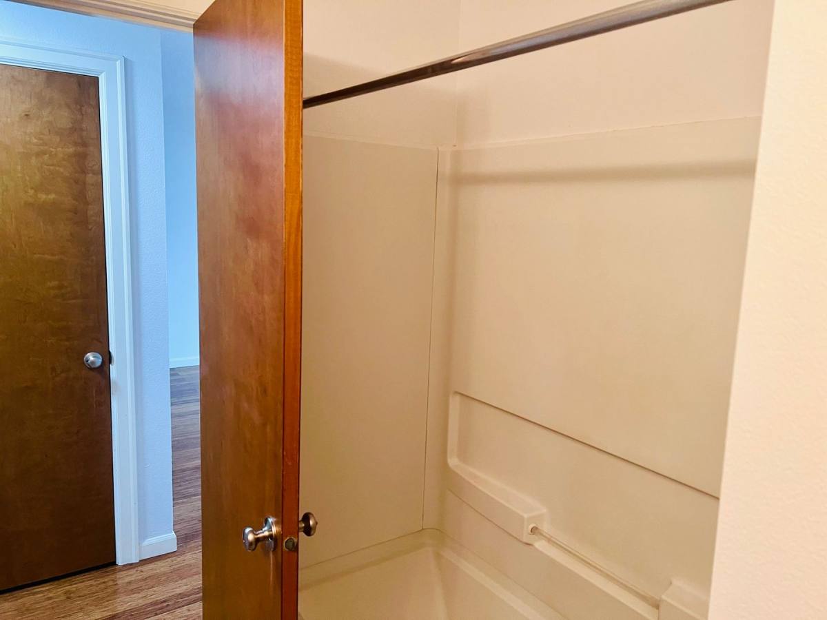 Apartment for rent at 8040 N Ivanhoe St, Portland, OR 97203