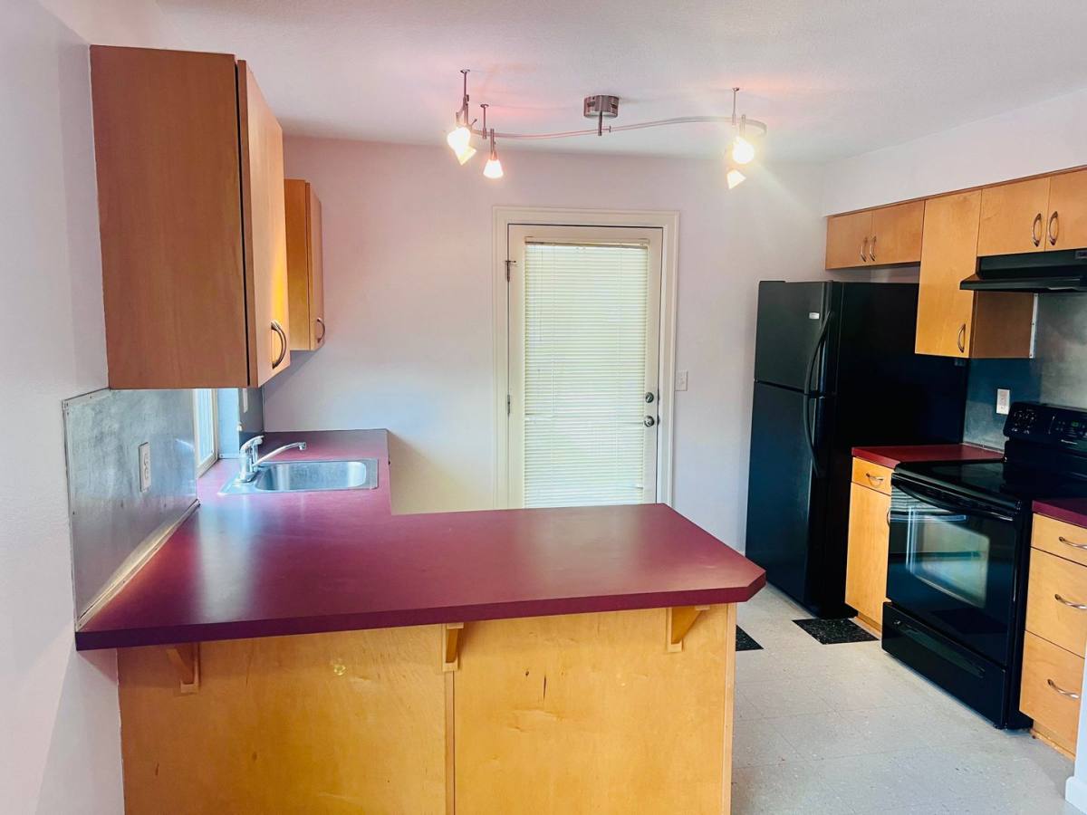 Apartment for rent at 8040 N Ivanhoe St, Portland, OR 97203
