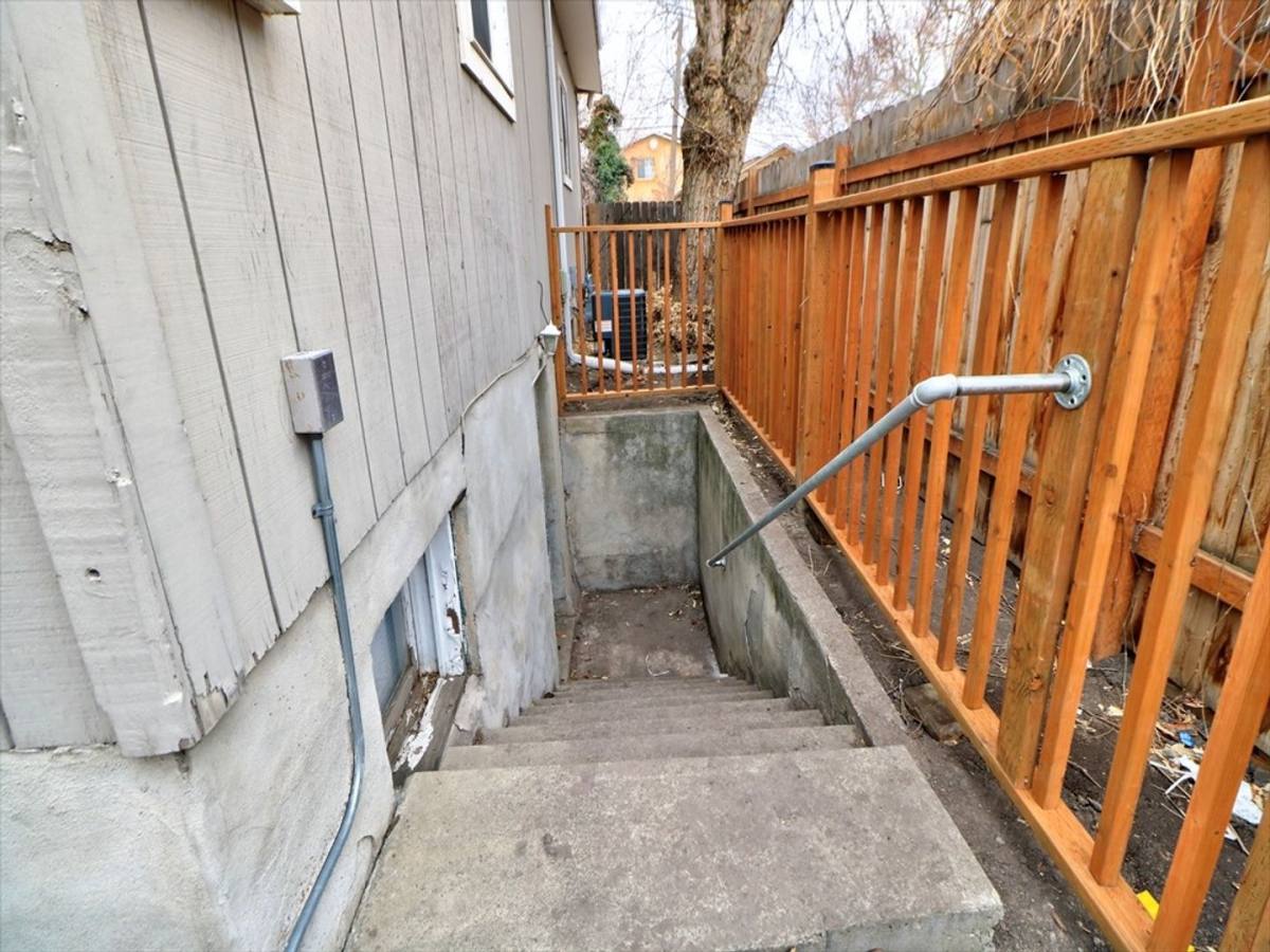 Apartment for rent at 1066 E Emerson Ave, Salt Lake City, UT 84105