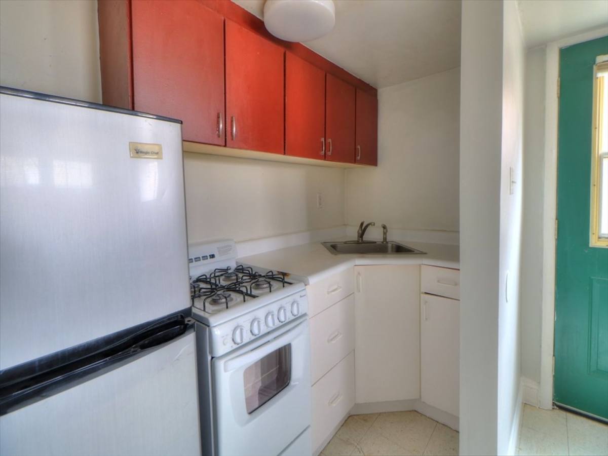 Apartment for rent at 1066 E Emerson Ave, Salt Lake City, UT 84105