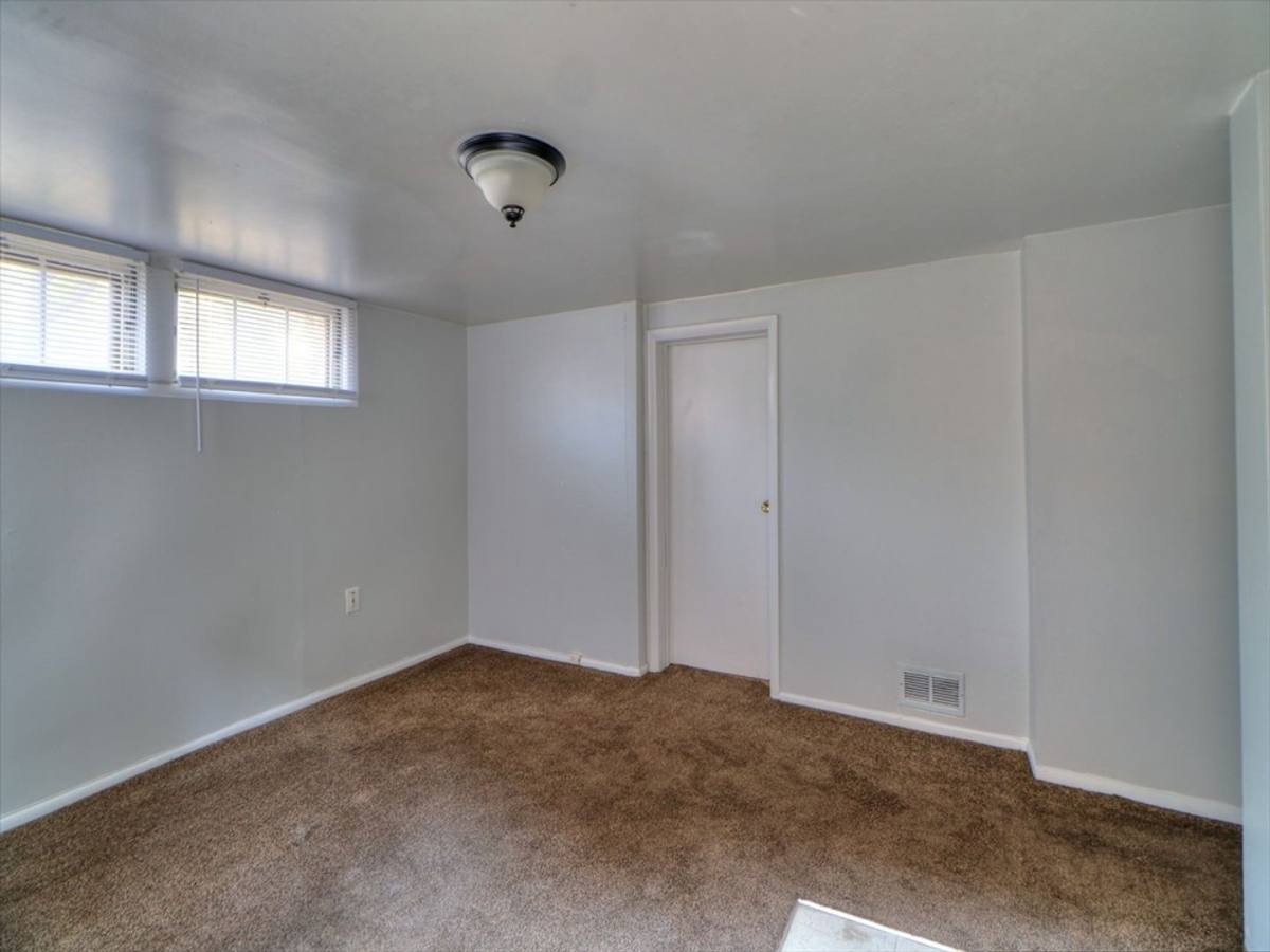 Apartment for rent at 1066 E Emerson Ave, Salt Lake City, UT 84105