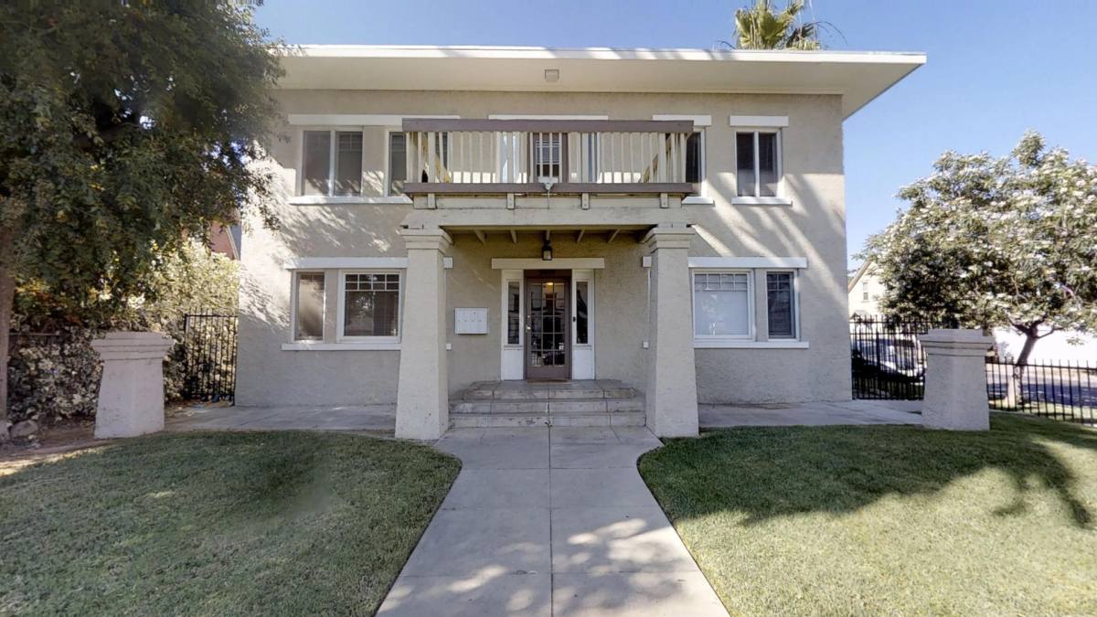 Apartment for rent at 3909 5th St, Riverside, CA 92501
