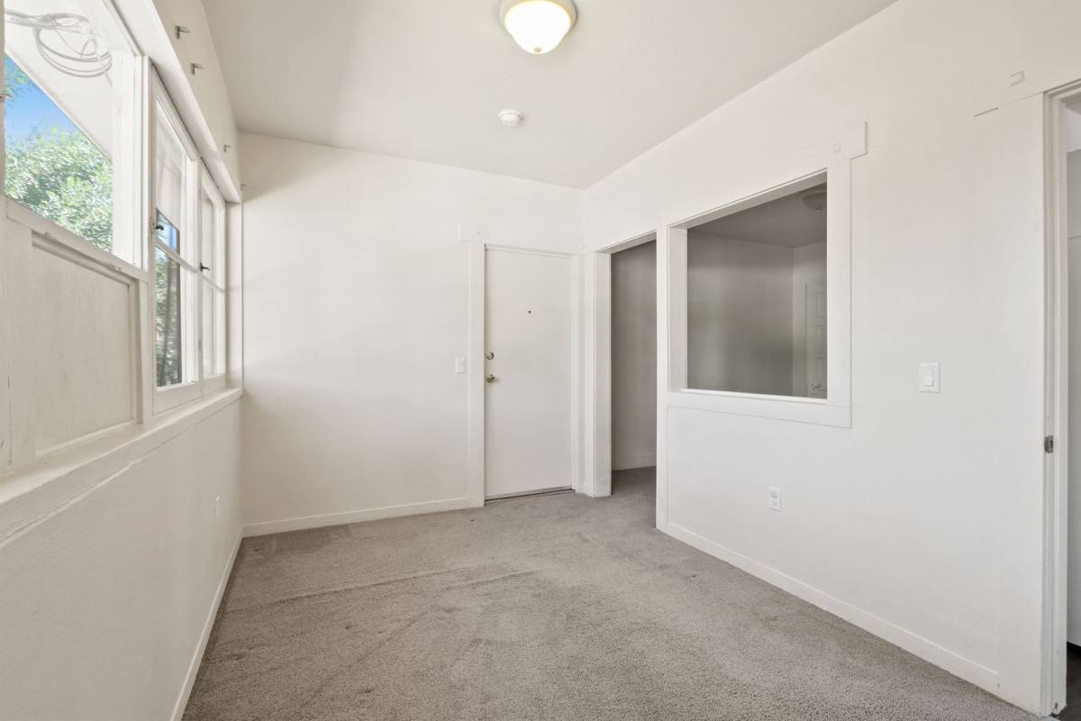 Apartment for rent at 3909 5th St, Riverside, CA 92501