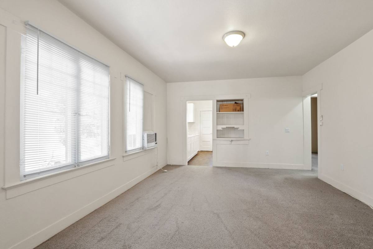 Apartment for rent at 3909 5th St, Riverside, CA 92501