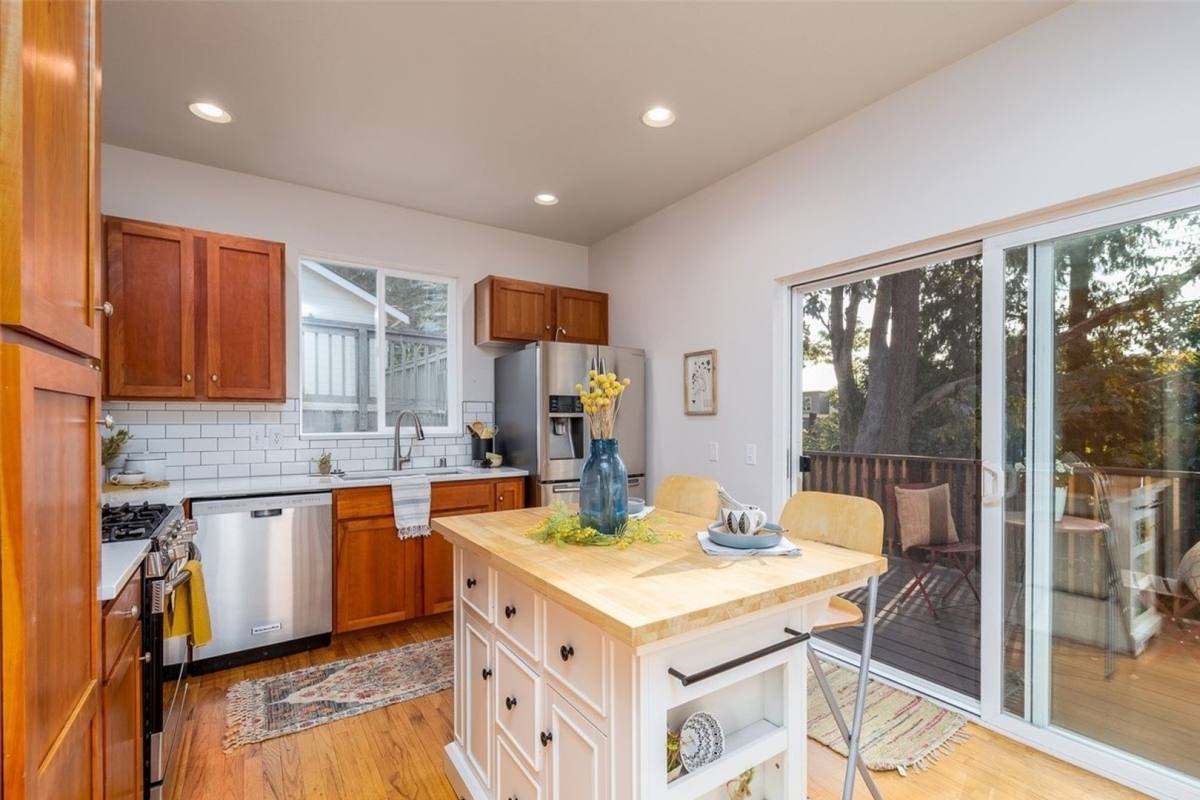 House for rent at 132 S 41st St, Bellingham, WA 98229