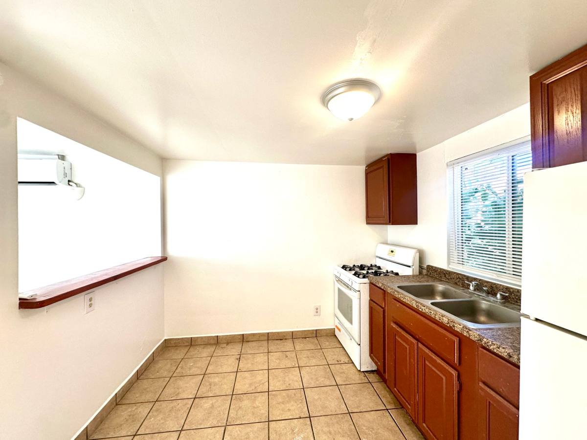Apartment for rent at 329 W Kentucky St, Tucson, AZ 85714