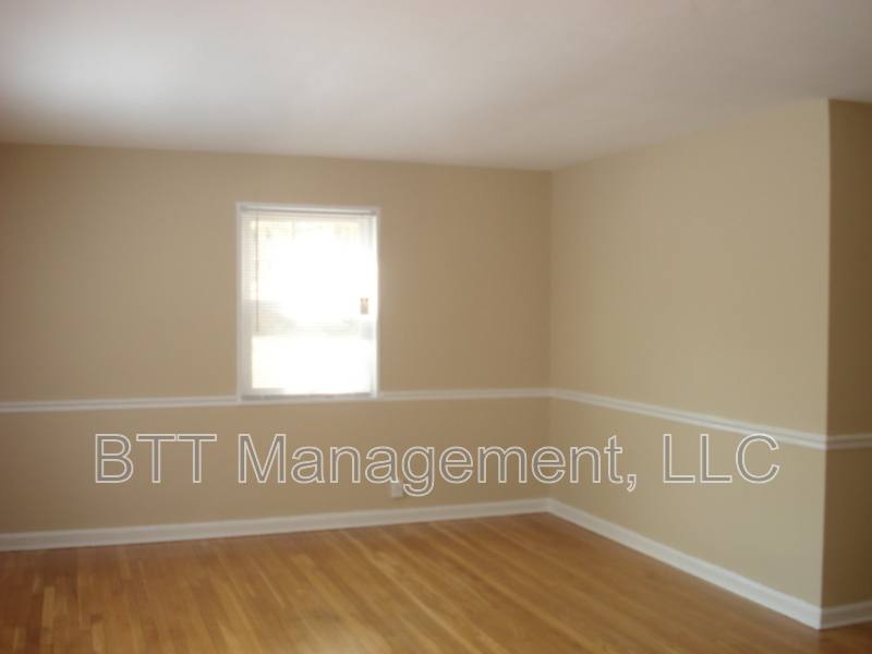 Apartment for rent at 4108 40th St #200, Brentwood, MD 20722