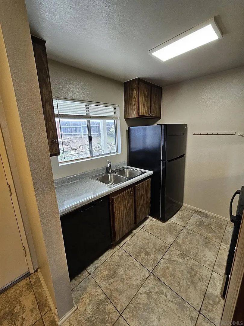 Apartment for rent at 6675 Mission Gorge Rd, San Diego, CA 92120