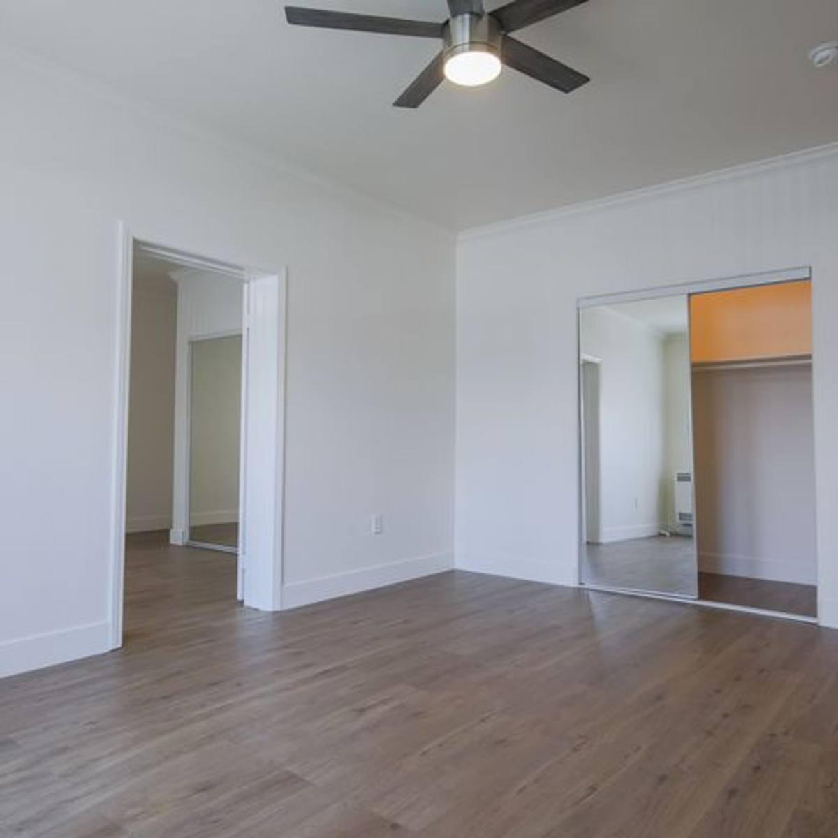 Apartment for rent at 5200 Hollywood Blvd, Los Angeles, CA 90027