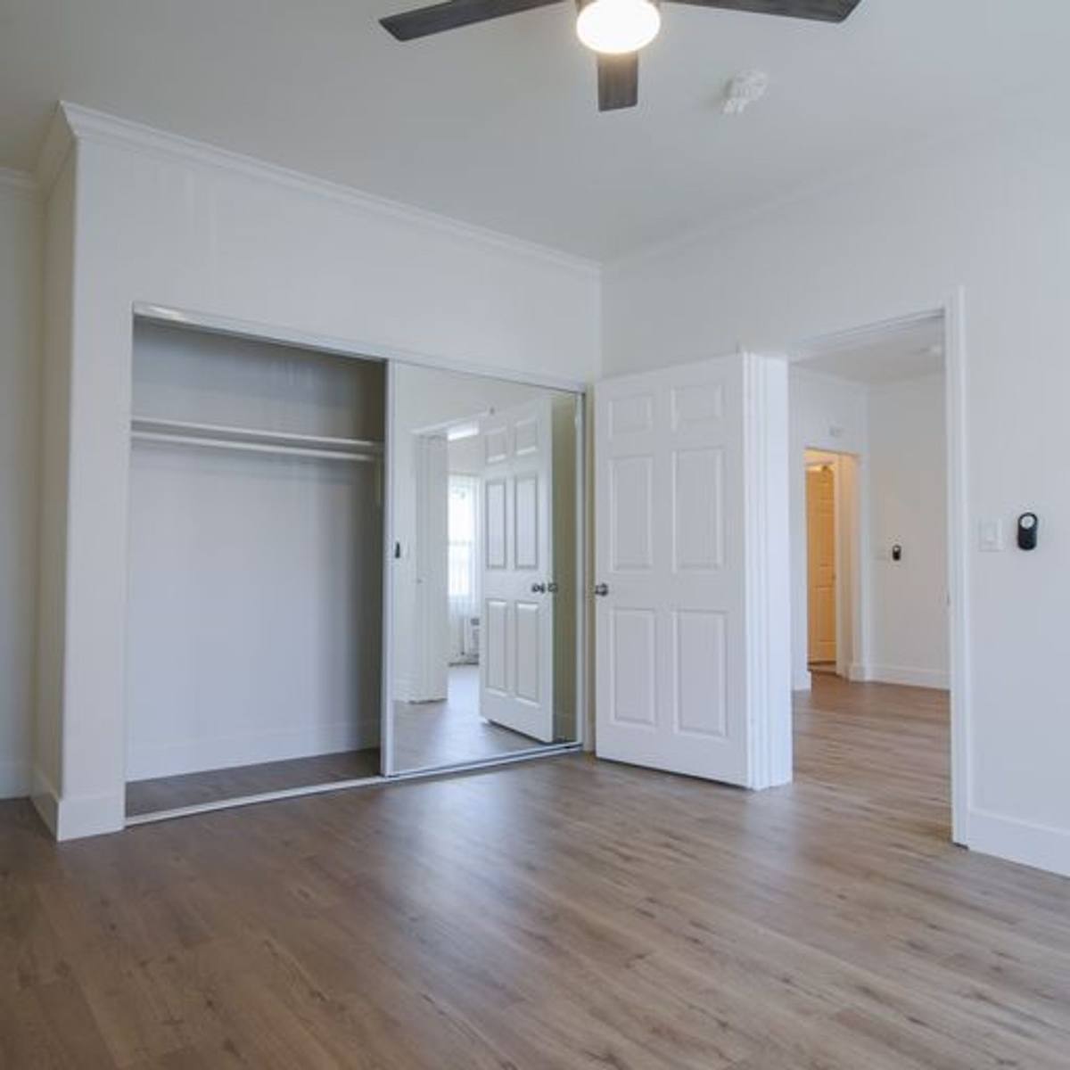 Apartment for rent at 5200 Hollywood Blvd, Los Angeles, CA 90027