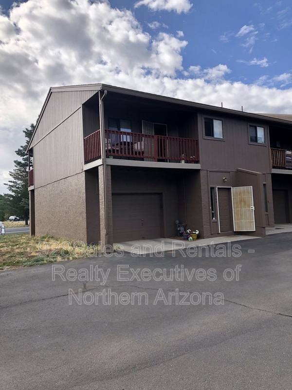 Townhouse for rent at 2860 Fairview Dr, Flagstaff, AZ 86004