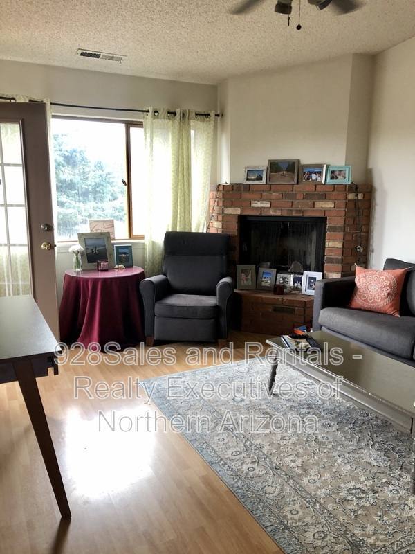 Townhouse for rent at 2860 Fairview Dr, Flagstaff, AZ 86004