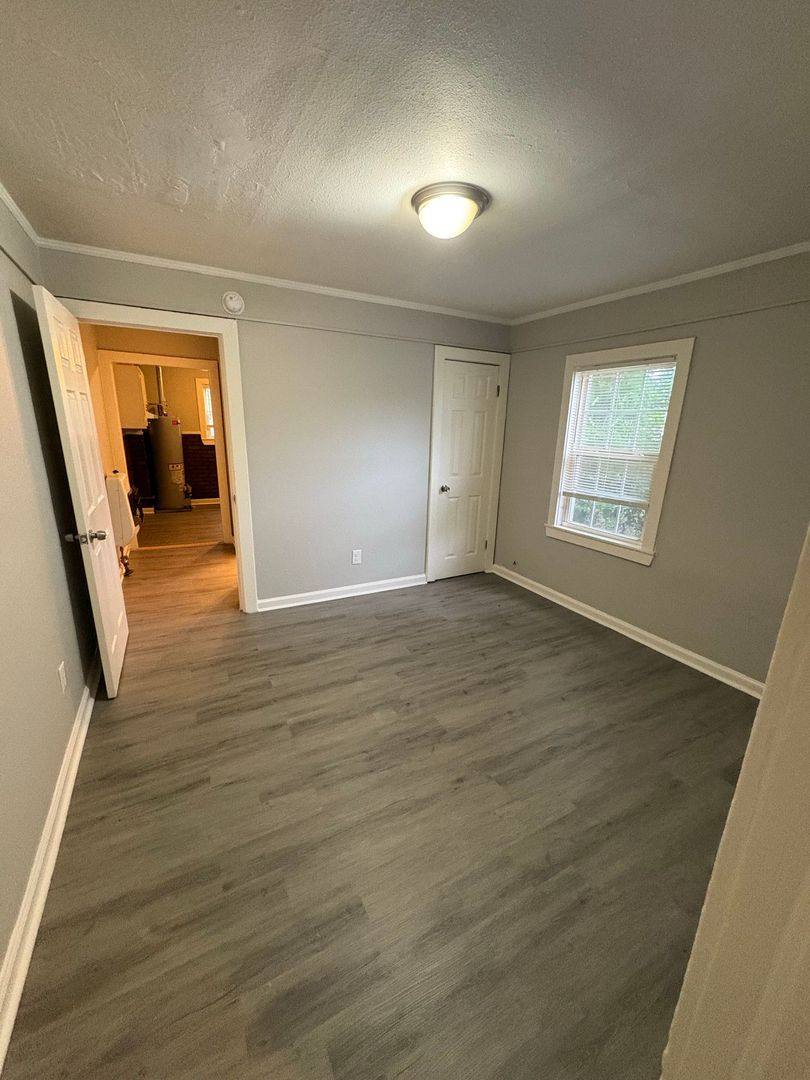 House for rent at 2077 Lowell Ave, Memphis, TN 38114