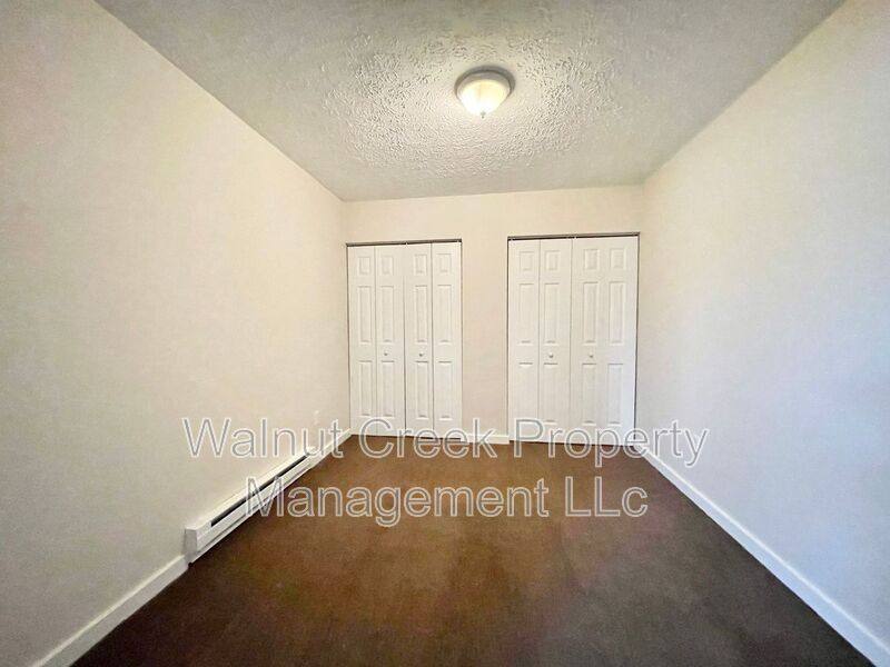 Apartment for rent at 4461 Oberlin Ave #A, Lorain, OH 44053