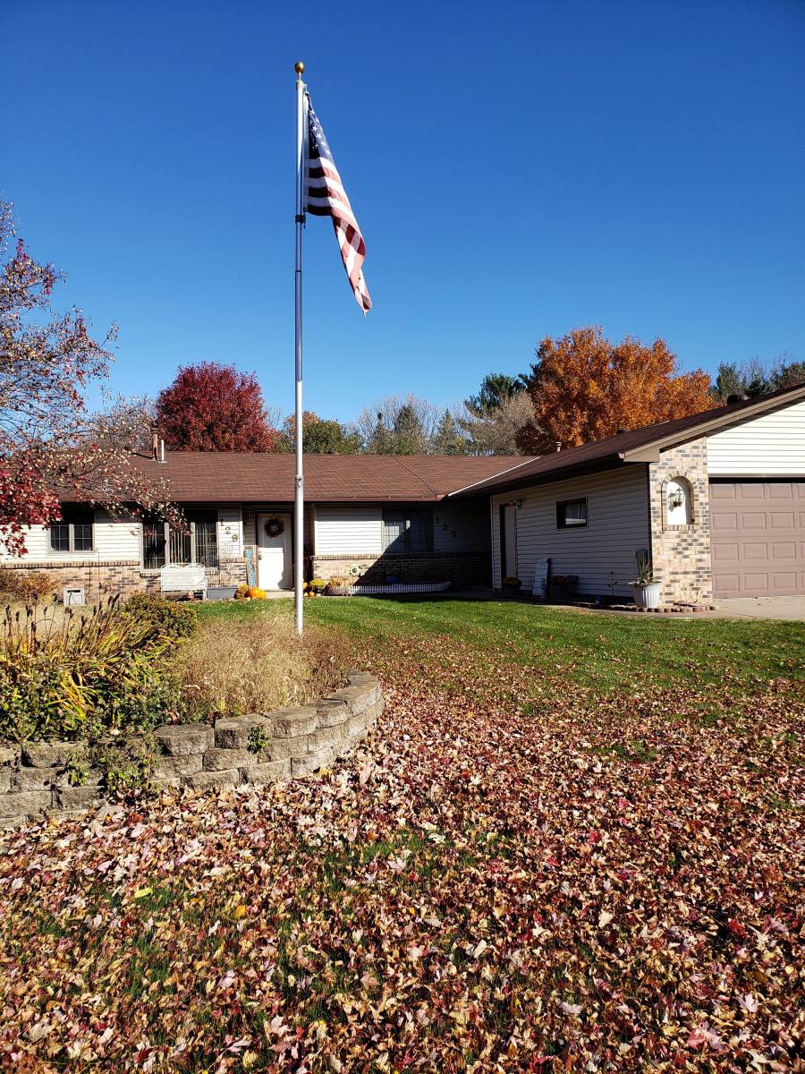 House for rent at 127 Jerry Liefert Dr, Monticello, MN 55362