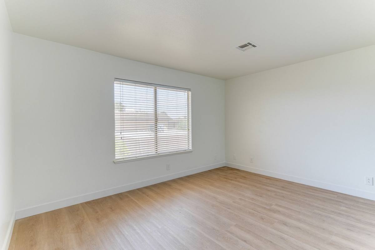 Townhouse for rent at 6224 Meadow Vista Lane, Las Vegas, NV 89103