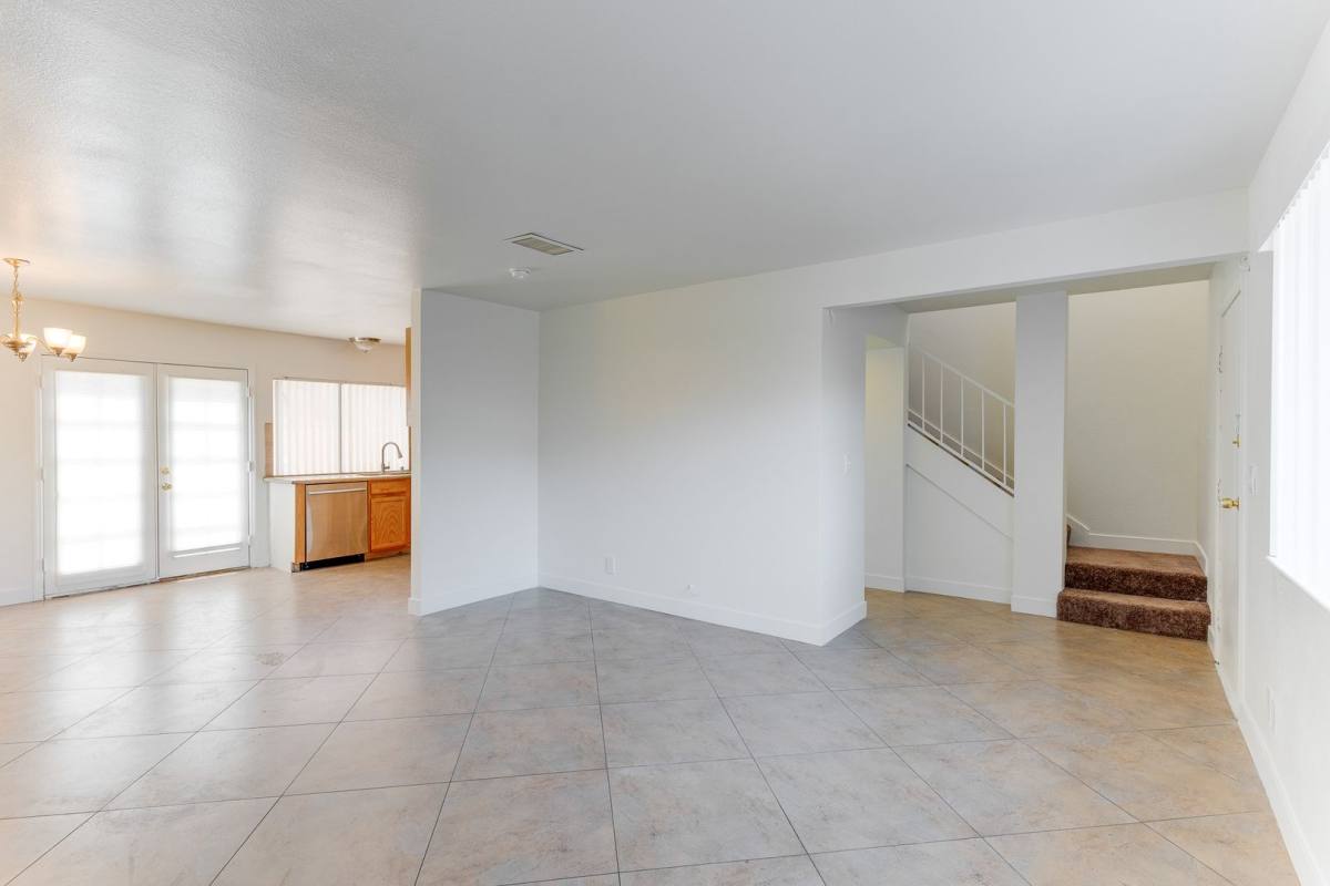 Townhouse for rent at 6224 Meadow Vista Lane, Las Vegas, NV 89103