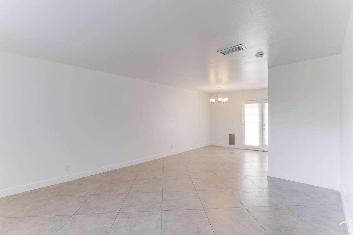 Townhouse for rent at 6224 Meadow Vista Lane, Las Vegas, NV 89103