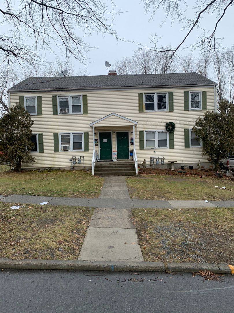 Apartment for rent at 23 Glenwood Ave, Poughkeepsie, NY 12601