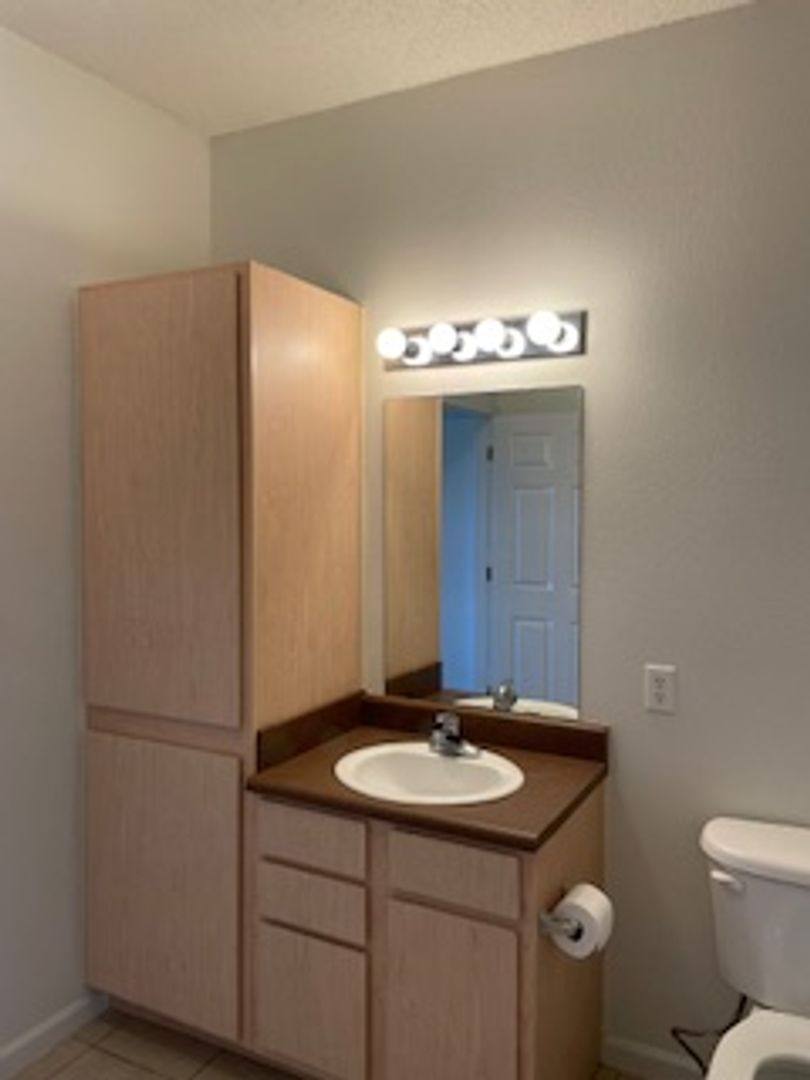 Apartment for rent at 600 N Oats St, Texarkana, AR 71854