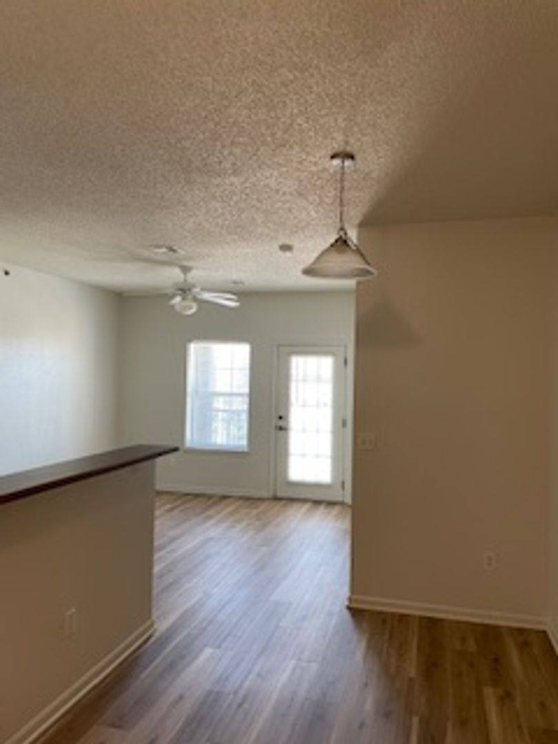 Apartment for rent at 600 N Oats St, Texarkana, AR 71854