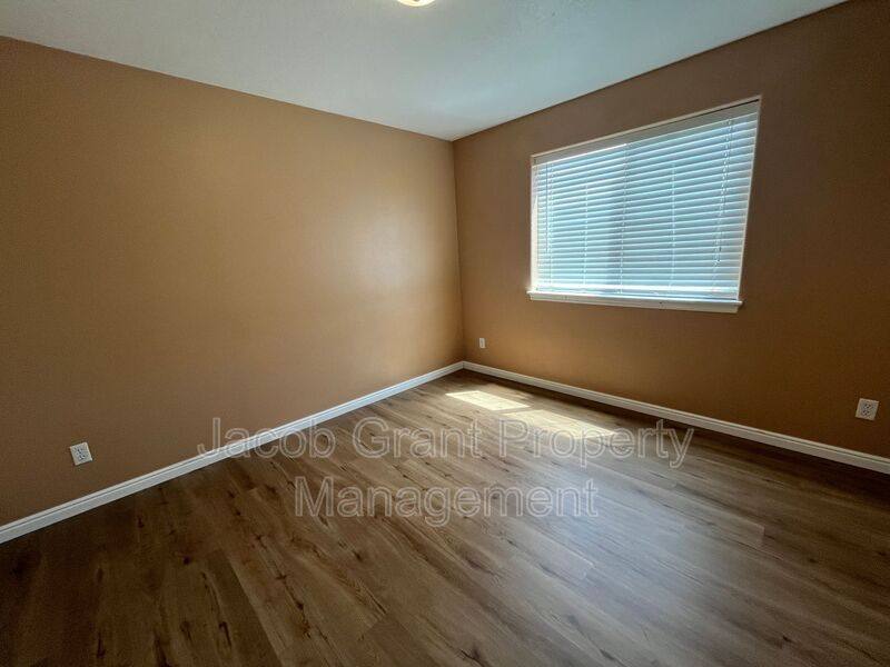 Apartment for rent at 975 Eve Dr #1, Idaho Falls, ID 83401