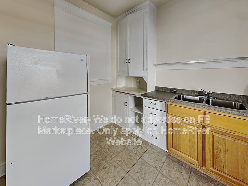 Apartment for rent at 1911 N Monroe St #D, Spokane, WA 99205