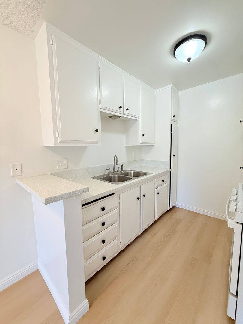 Apartment for rent at 3455 Emerald St, Torrance, CA 90503