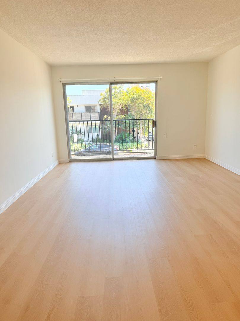 Apartment for rent at 3455 Emerald St, Torrance, CA 90503