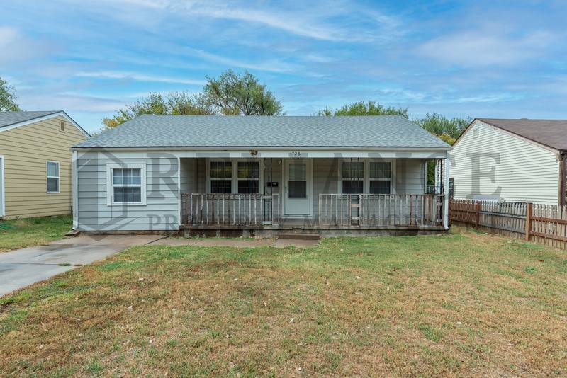House for rent at 726 S Bonn St, Wichita, KS 67213
