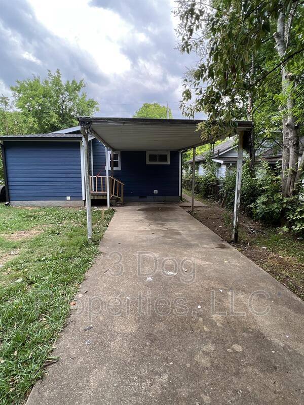 House for rent at 2105 Rawlings St, Chattanooga, TN 37406