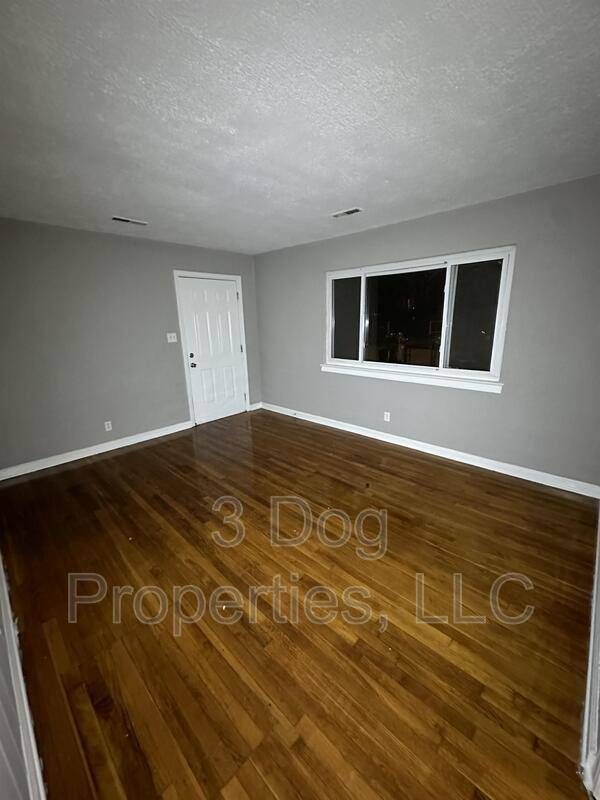 House for rent at 2105 Rawlings St, Chattanooga, TN 37406
