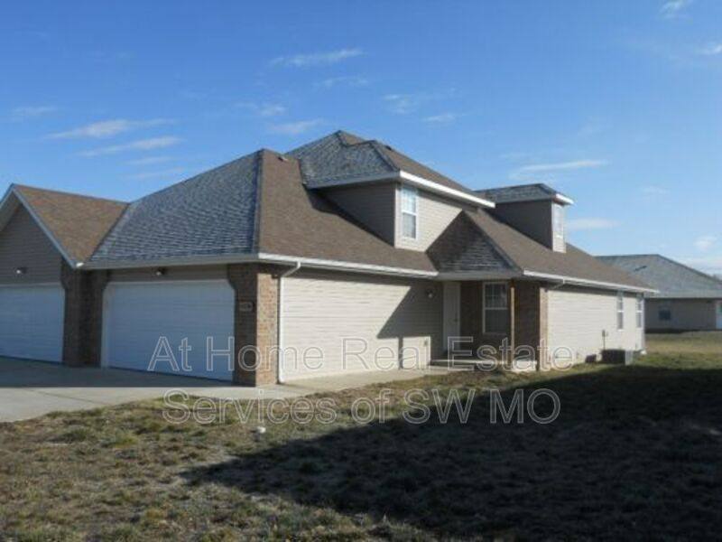 Apartment for rent at 1238 N Westwood, Republic, MO 65738