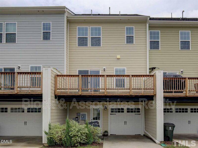 Townhouse for rent at 1014 Tender Dr, Apex, NC 27502