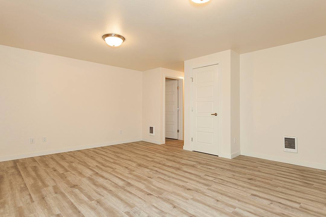 Apartment for rent at 7522 24th Ave NW, Seattle, WA 98117