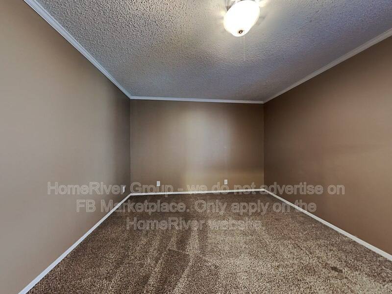 Townhouse for rent at 106 N McKown Ave, Sherman, TX 75092