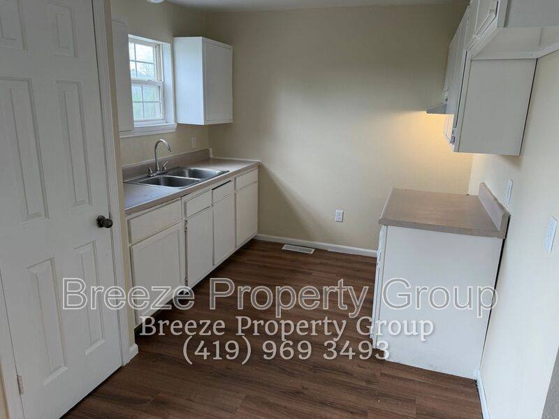 Apartment for rent at 616 Hope St, Lima, OH 45804
