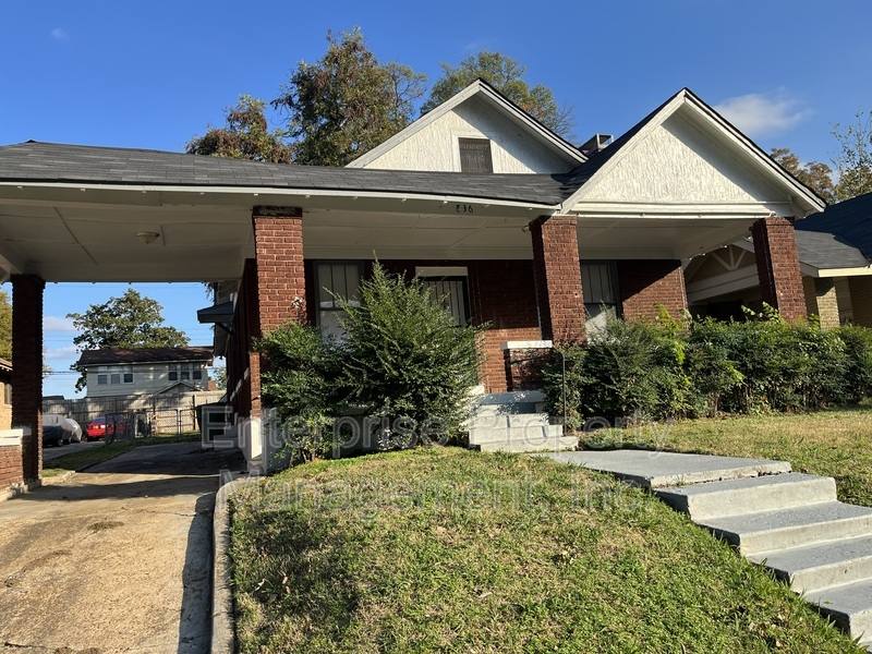 House for rent at 836 Maury St, Memphis, TN 38107