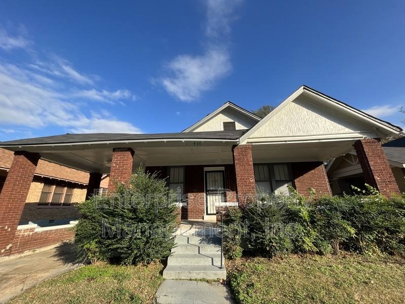 House for rent at 836 Maury St, Memphis, TN 38107