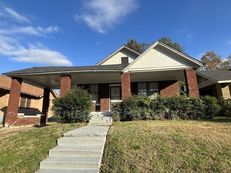 House for rent at 836 Maury St, Memphis, TN 38107
