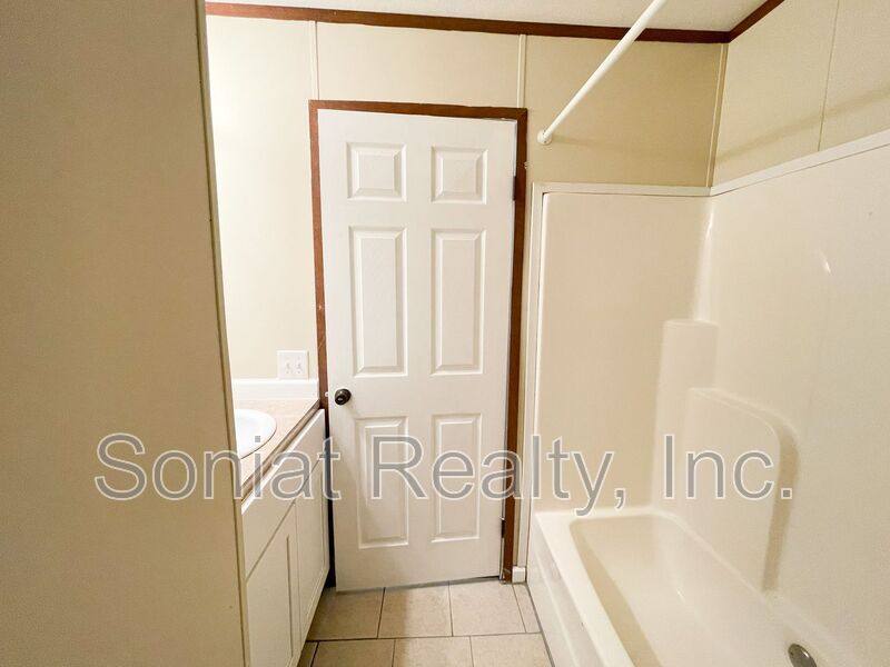 Apartment for rent at 2531 N Miro St, New Orleans, LA 70117
