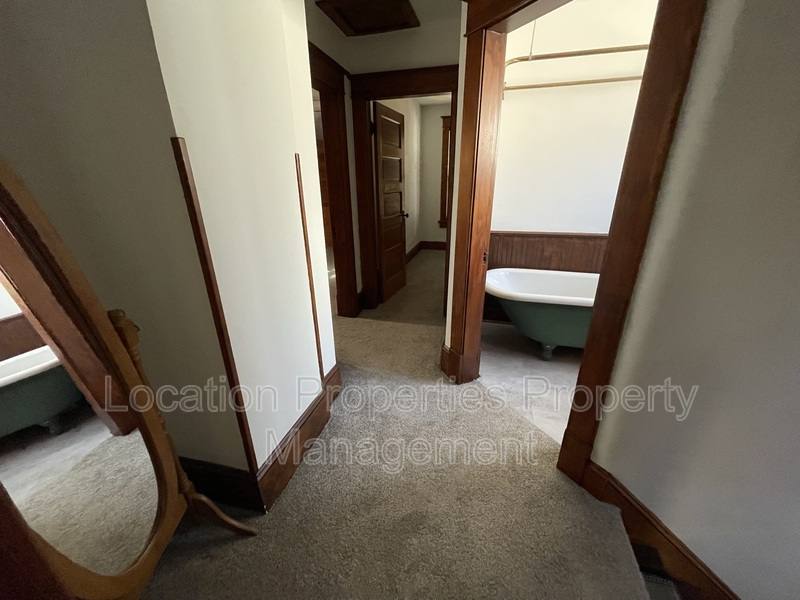 House for rent at 437 Ohio St, Lawrence, KS 66044