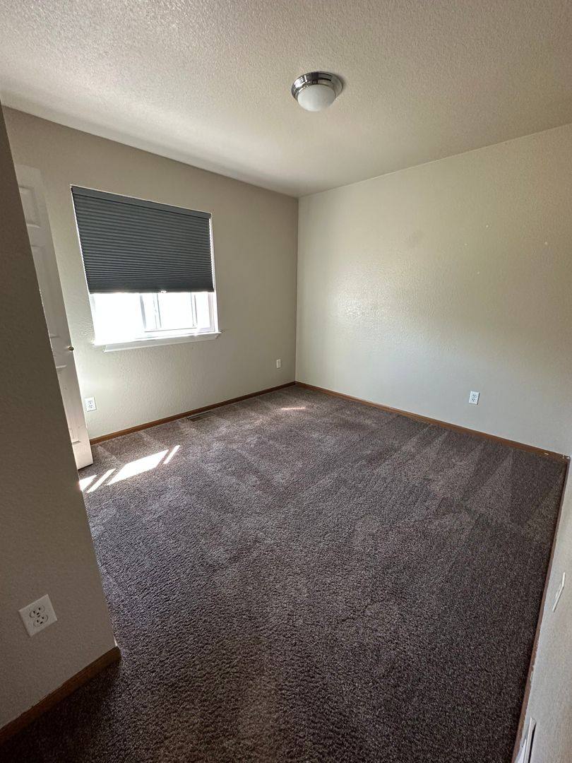 House for rent at 605 Meadow Dr, Windsor, CO 80550