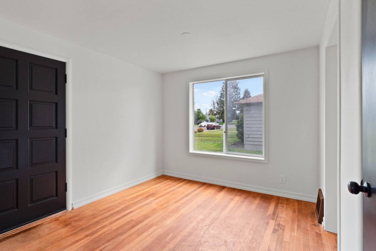 House for rent at 2521 W Sanson, Spokane, WA 99205